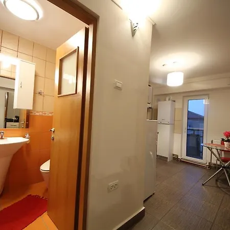 Corelia Cozy Apartment